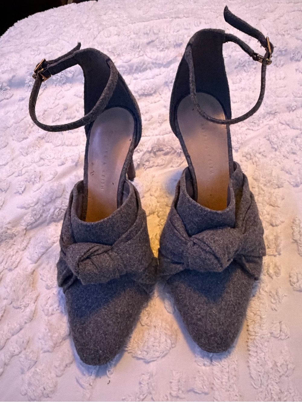 Charles & Keith Gray Felt Knotted Ankle Strap Pumps Heels Size 36 US 6
